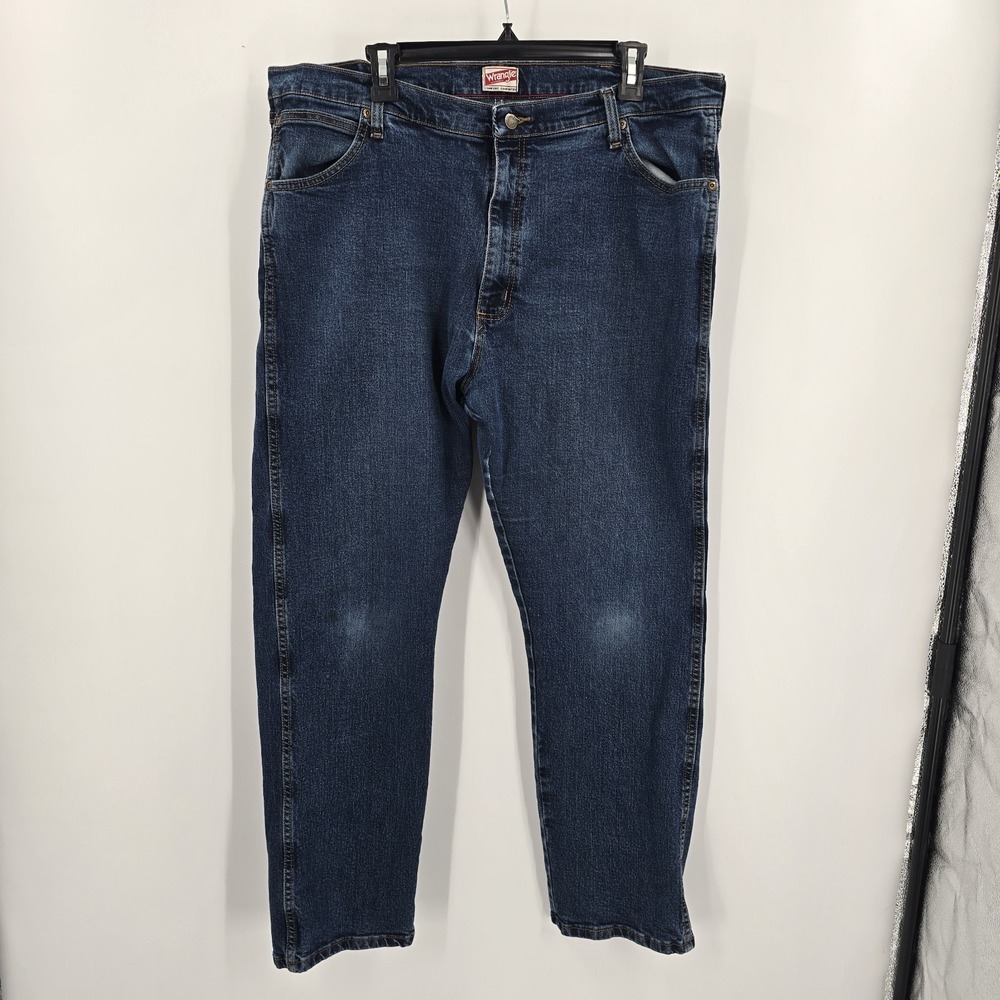 Wrangler Jeans Men's 40x30 Regular Fit Medium Rinse